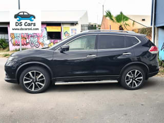 BLACK 2017 NISSAN X-TRAIL TEKNA DCI - Photo 4