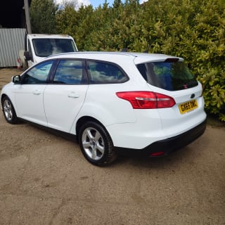 WHITE 2016 FORD FOCUS STYLE TDCI - Photo 7