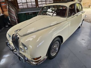 CREAM 1967 JAGUAR 3.4 S TYPE - Photo 8