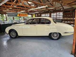 CREAM 1967 JAGUAR 3.4 S TYPE - Photo 2