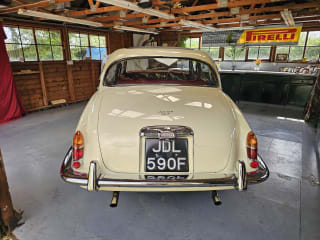 CREAM 1967 JAGUAR 3.4 S TYPE - Photo 16