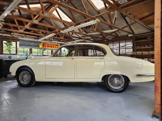 CREAM 1967 JAGUAR 3.4 S TYPE - Photo 14