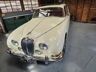 CREAM 1967 JAGUAR 3.4 S TYPE - Photo 11