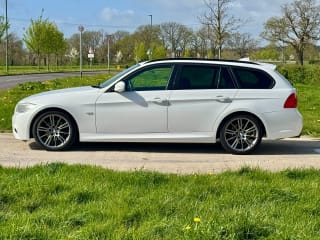 WHITE 2012 BMW 320I SPORT PLUS EDITION AUTO - Photo 3