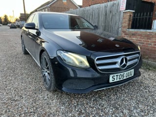 BLACK 2017 MERCEDES-BENZ E 220 D SE AUTO - Photo 9