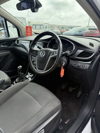 WHITE 2017 VAUXHALL MOKKA X ACTIVE S/S - Photo 14