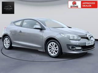 Side profile of the Renault Megane D-Que Coupe, showcasing its sleek three-door design