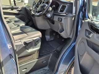 BLUE 2020 FORD TRANSIT CUSTOM 320 SPORT EBLUE - Imaging+