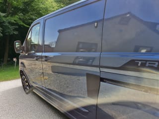 BLUE 2020 FORD TRANSIT CUSTOM 320 SPORT EBLUE - Imaging+