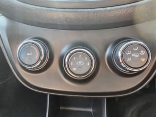 GREY 2017 VAUXHALL VIVA SE AC - Photo 24