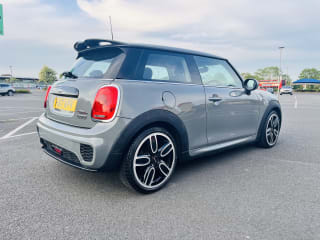 GREY 2017 MINI COOPER HATCH - Photo 9
