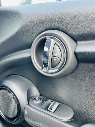 GREY 2017 MINI COOPER HATCH - Photo 13