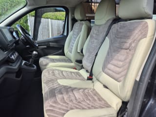 GREY 2024 RENAULT TRAFIC LL30 EXTRA SPRT BLU DCI  4 Berth  Camper van - Imaging+