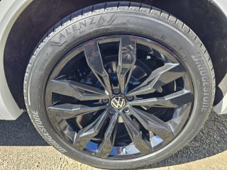 WHITE 2023 VOLKSWAGEN TOUAREG V6 BLACK EDITION TDI A - Photo 11