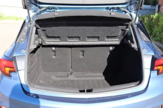 BLUE 2017 VAUXHALL ASTRA SRI VX-LINE NAV CDTI - Photo 13