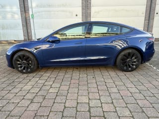BLUE 2021 TESLA MODEL 3 STANDARD RANGE + - Mobile Upload