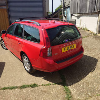 RED 2011 VOLVO V50 AUTHORITIES D3 AUTO - Photo 16