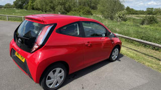 RED 2017 TOYOTA AYGO X-PLAY VVT-I - Mobile Upload
