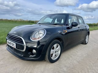 BLACK 2016 MINI ONE D - Mobile Upload