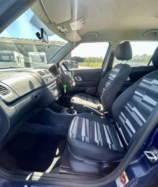 BLUE 2009 SKODA FABIA 2 HTP 70 - Mobile Upload