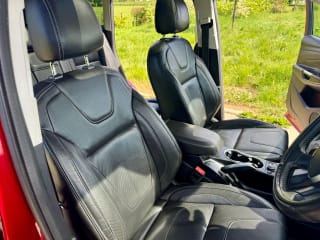 RED 2016 FORD KUGA TITANIUM X SPORT 4X4 AUTO - Photo 9