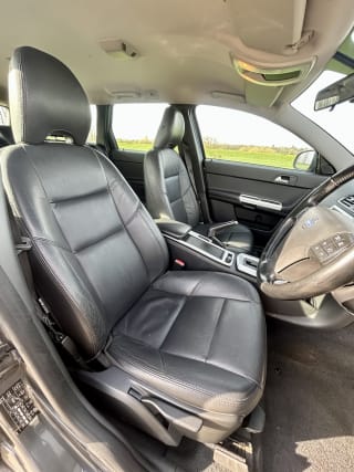 GREY 2012 VOLVO V50 SE EDITION D3 AUTO - Mobile Upload