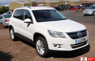 WHITE 2011 VOLKSWAGEN TIGUAN MATCH TDI 4MOT S-A - Photo 4