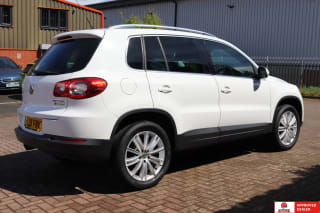 WHITE 2011 VOLKSWAGEN TIGUAN MATCH TDI 4MOT S-A - Photo 16