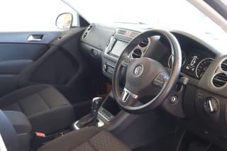 WHITE 2011 VOLKSWAGEN TIGUAN MATCH TDI 4MOT S-A - Photo 18