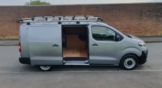 grey 2022 Vauxhall Vivaro - Photo 9