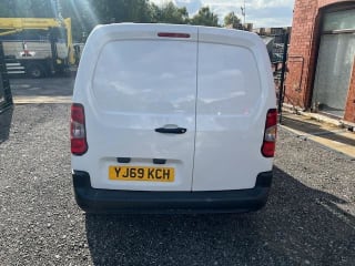 WHITE 2020 CITROEN BERLINGO 650 EN-PRISE BLUEHDI - Photo 8