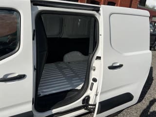 WHITE 2020 CITROEN BERLINGO 650 EN-PRISE BLUEHDI - Photo 10