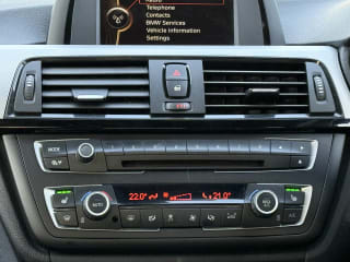 2012 BMW 3 Series - Photo 17