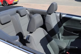 WHITE 2012 VOLKSWAGEN GOLF  BLUEMOTION TDI CONVERTIBLE - Photo 15