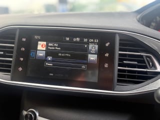RED 2015 PEUGEOT 308 ACTIVE SW HDI BLUE S/S - Mobile Upload
