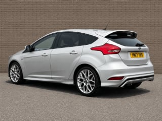 Silver 2017 Ford Focus - Photo 7