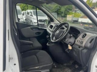 WHITE 2016 RENAULT TRAFIC SL27 BUSINESS ENERGYDCI - Photo 17