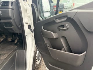 WHITE 2021 RENAULT MASTER MM35 BUSINESS DCI - Photo 13