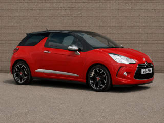 RED 2014 CITROEN DS3 AIRDREAM DSPORT PLUS E-HDI - Photo 6