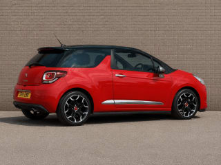 RED 2014 CITROEN DS3 AIRDREAM DSPORT PLUS E-HDI - Photo 7
