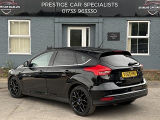 BLACK 2016 FORD FOCUS TITANIUM X TDCI - Photo 4