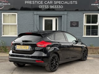 BLACK 2016 FORD FOCUS TITANIUM X TDCI - Photo 6