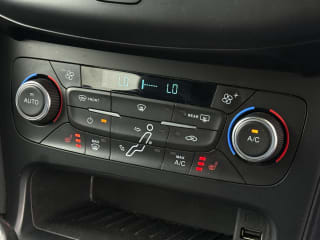 BLACK 2016 FORD FOCUS TITANIUM X TDCI - Photo 22