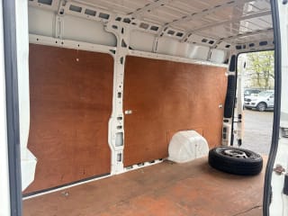 WHITE 2021 PEUGEOT BOXER 435 PRO L4H2 BLUEHDI - Photo 9