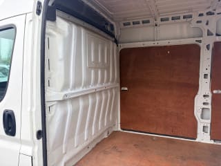 WHITE 2021 PEUGEOT BOXER 435 PRO L4H2 BLUEHDI - Photo 10