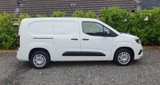 WHITE 2021 VAUXHALL COMBO 2300 SPORTIVE TD S/S - Photo 6