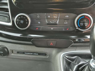 ORANGE 2022 FORD TRANSIT CUSTOM 300LIMITD EBLUE - Imaging+