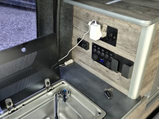 GREY 2015 PEUGEOT EXPERT TEPEE COMFORT L1 HDI - Imaging+