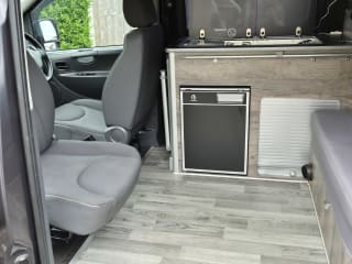 GREY 2015 PEUGEOT EXPERT TEPEE COMFORT L1 HDI - Imaging+