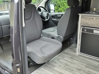 GREY 2015 PEUGEOT EXPERT TEPEE COMFORT L1 HDI - Imaging+